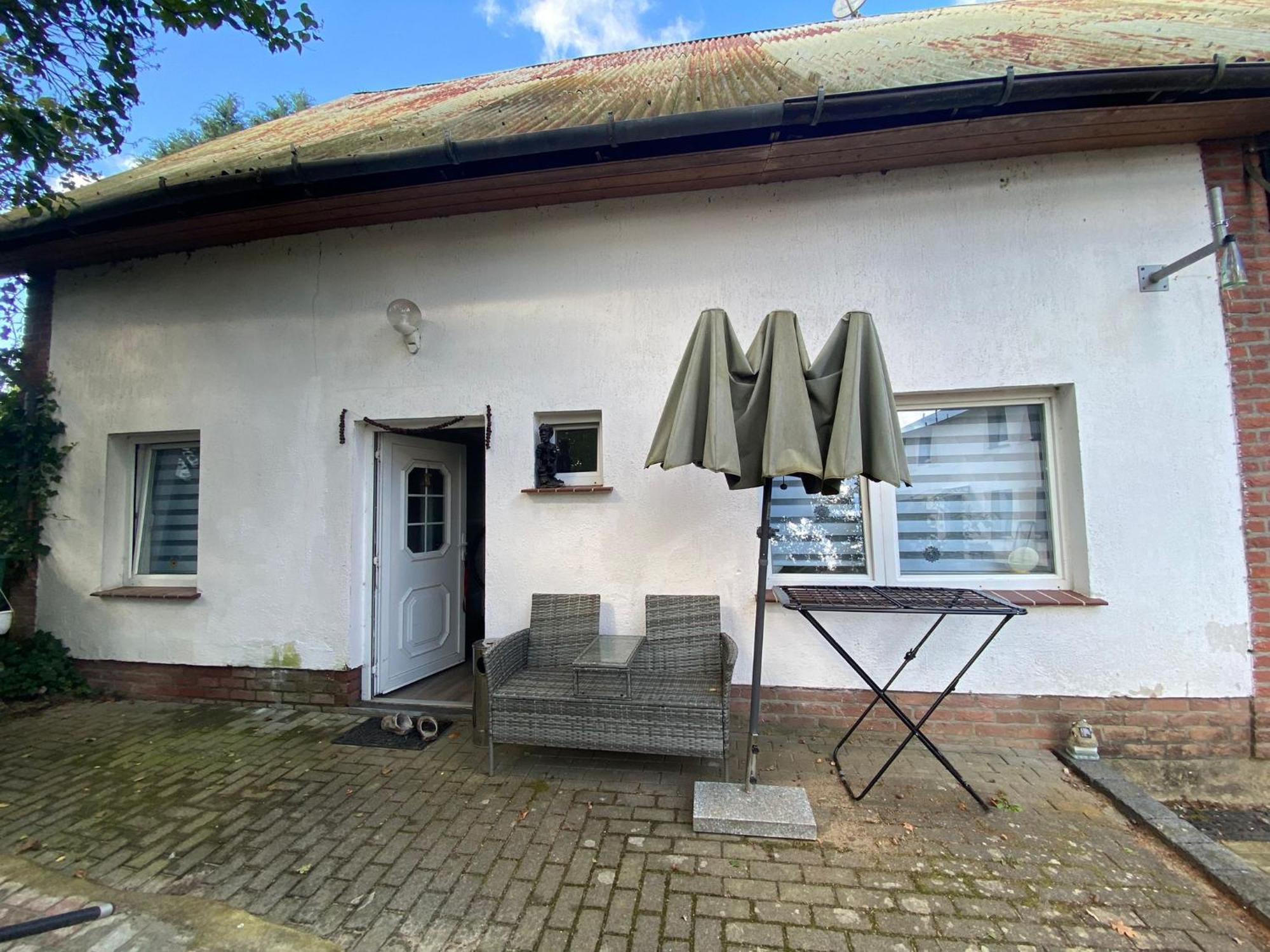 Ferienwohnung mit separatem Eingang und Parkplatz Dorf Mecklenburg Exterior foto